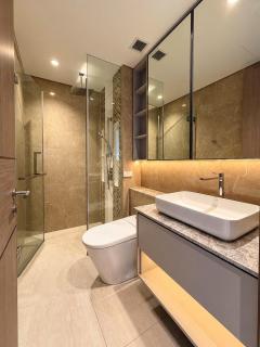 Opera Apartment 2 bedrooms bridge view - 2