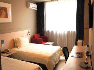 Jinjiang Inn Tonghua Shengli Road Branch - 2