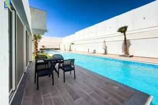 The 2BDR Poolside Sanctum Maraya - 2