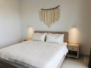 The Renon Residence King Bedroom 202 - 0