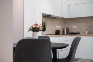 Bright Downtown Hideaway - Steps from Basilica - 5