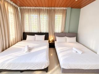 Fairy Retreat Private Pool Cottage IPOH, BBQ, KTV, 15 pax - 2