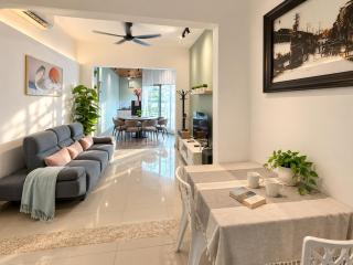 Fairy Retreat Private Pool Cottage IPOH, BBQ, KTV, 15 pax - 4