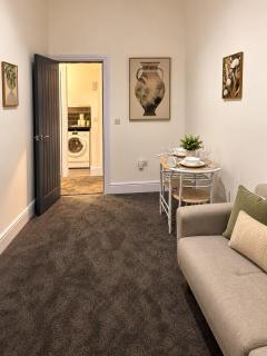 1MP-Stylish 1-Bed Apartment in the Heart of Batley - 8