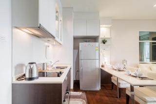 Luxury Condo Center of BKK Close to Thong Lor BTS - 2