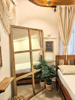 Cosy Room in Luxury 2bhk in Villa North Goa Old goa - Gandaulim - 3