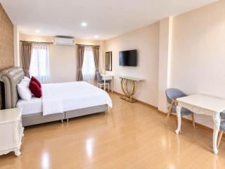 โรงแรมวีวี รีสอร์ท - 1