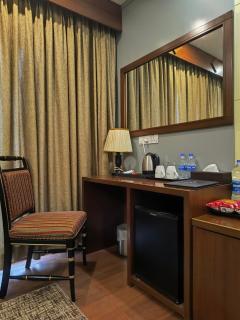 Paragon Hotel & Resort - 4