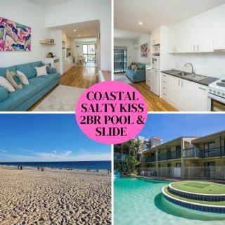 Coastal Salty Kiss Sleeps 4! - 9