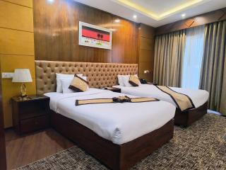 Paragon Hotel & Resort - 6