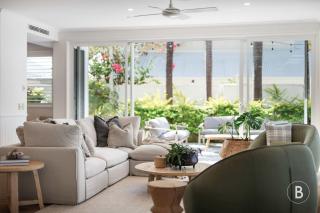 Lucy - Noosa - Noosaville - 6