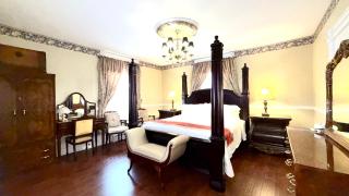 Barker House Suite 3,In the Heart of Old-Town - 8