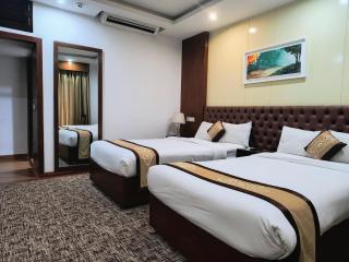 Paragon Hotel & Resort - 8