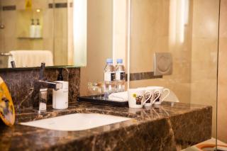 InterContinental Qingdao by IHG - 6