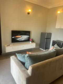 Rayluxe homes - 1