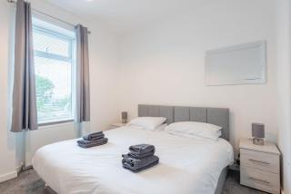 Hilltown Apartment - 9