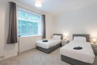 Hilltown Apartment - 1