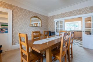 Scotston Villa 5 bedroom house with large private back garden and hot tub - Forfar - 8