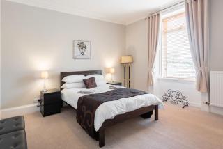 Scotston Villa 5 bedroom house with large private back garden and hot tub - Forfar - 7