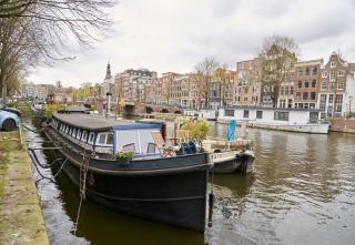 Amsterdam Center - Houseboat by Captain Ricard - 1