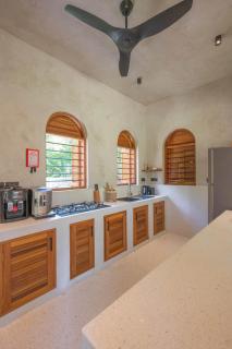 Waridi North | Olive House | 4BR Coastal House - 2