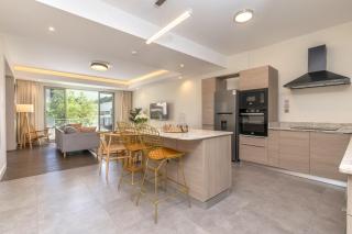 Capital M Sapphire Line 1 bed by YourHostNairobi - 8