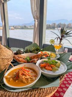 Mekong river Cruise to see the Sunset - 4