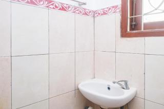 RedDoorz Plus near Taman Rekreasi Selecta 2 - Selecta - 1