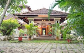 Maria by Iver Stays- Waterfront Heritage Villa in Alleppey - 0