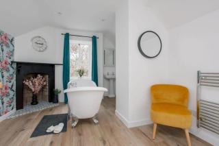 2-Bed Purbeck Cottage Including Free Blue Pool Entry - 6