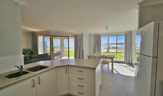 Pelican Shore Villa 3- Kalbarri, WA - 9