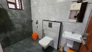 Nambiaparambil Serviced Villa - 2