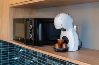 Trendy Studio, AC, Cable TV, 300 mbps WiFi - by Innorental - 2