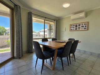 Pelican Shore Villa 17 - Kalbarri WA - 6