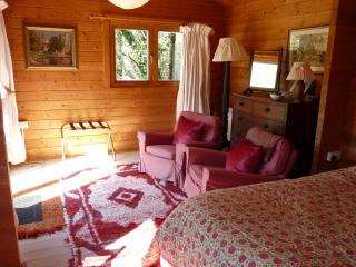 Sleeps2- FreeWiFi - WalkersParadise - South Facing - 7