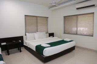 Hotel Varay Express - 3