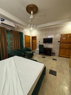 Cozy Challet Guest House In Islamabad - 7