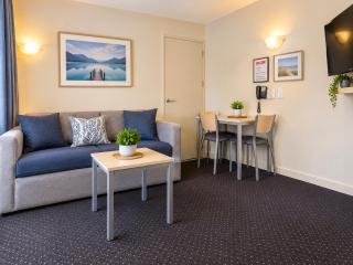 Kings Of Riccarton Motel- Close to Railway Station and Airport with Shuttle service - 3