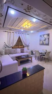 Relax & COMFORTABLE House - 9