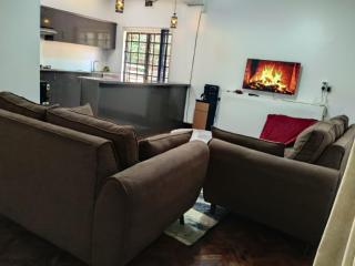Lilac Home - 1