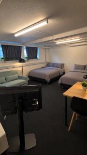 BK - Isolated Room with own Entrance - 6
