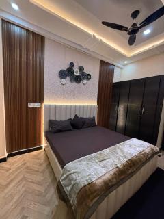 Chandramouli Stay at Mahakaleshwar Ujjain - 4