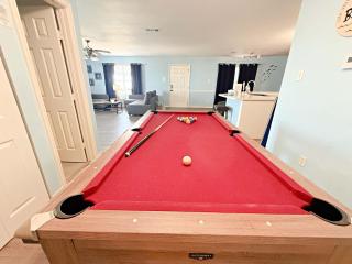 Surfside Taranga - Beach Home Hot Tub Game Tables - 8