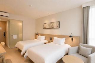 Jinjiang Inn Select Shiyan Checheng West Road - 1