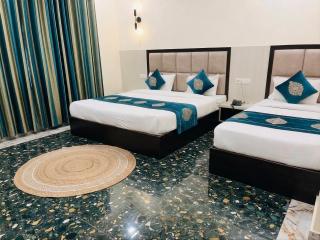 Hotel Silver Leaf - 9