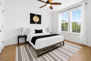 Upscale Executive Stay on Prime Location - 7