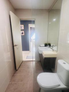 Midvalley Southkey Mosaic 2BR Suite Homestay by Jfive - 4
