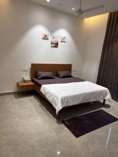 Lotus Villa 1 Km From Golden Temple Amritsar - 1