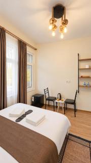 Central Boutique Hotel - 8