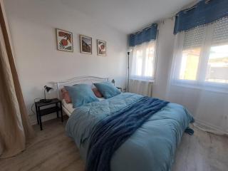 2142 Laetitia Maromme - 6